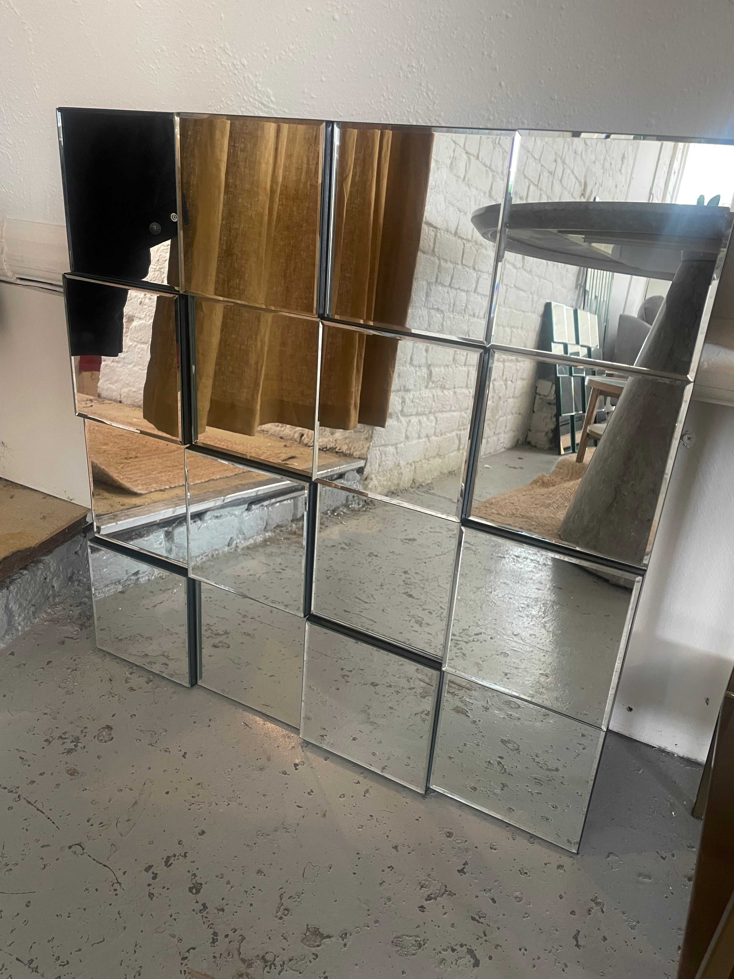 Square Mirror